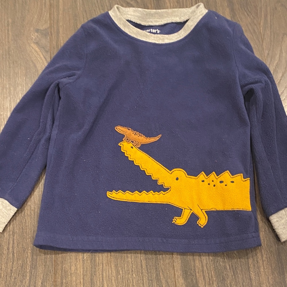 Lot of 14 boys clothes size 2T 2:10